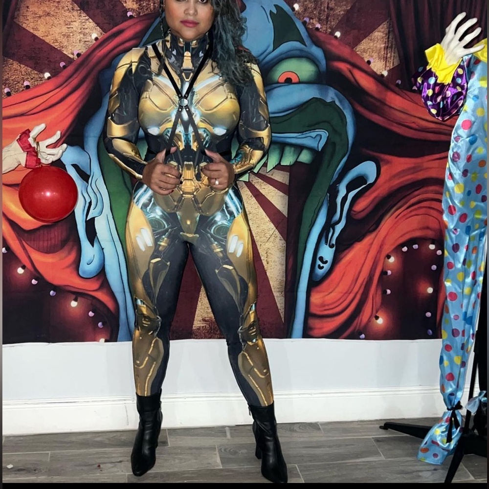 Iron Gal Costume-Badinka